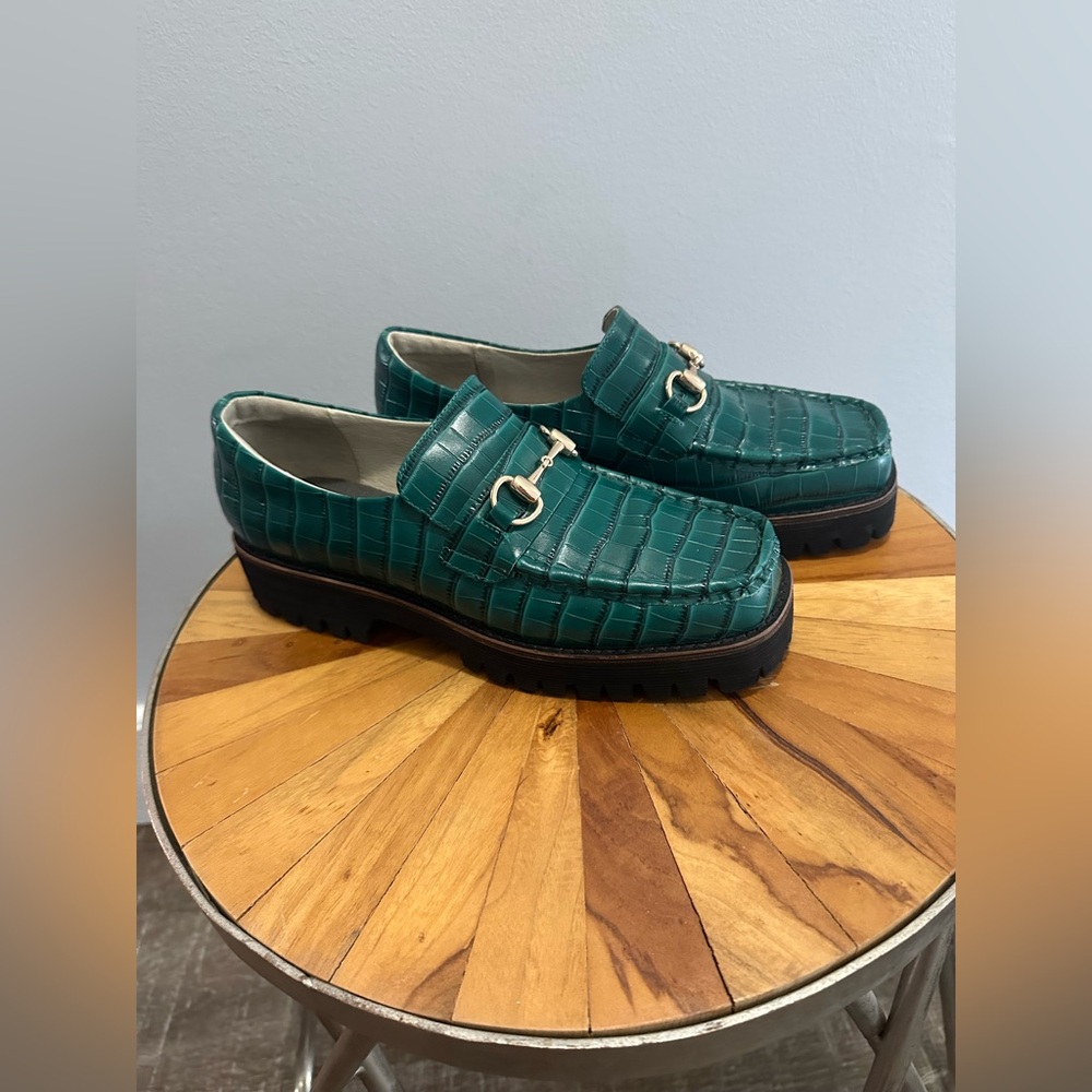 INTENTIONALLY BLANK Leather Platform Loafer